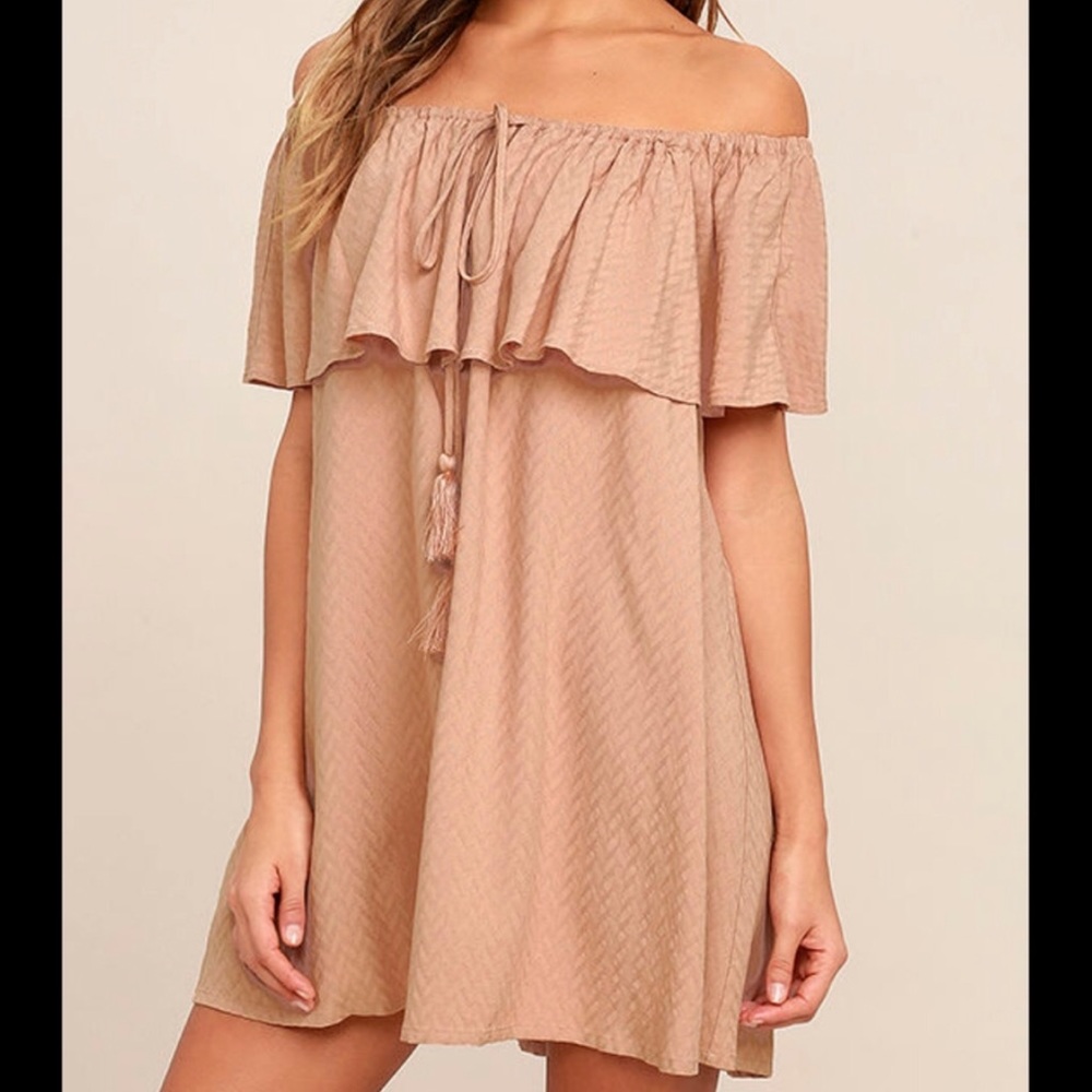 Lulu Melodic Peachy Shift Dress